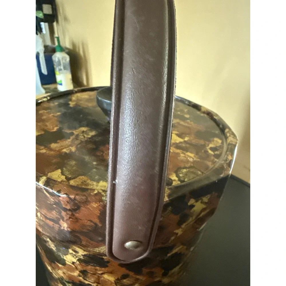 Vintage MCM Tortoiseshell Ice Bucket Brown Gold Faux Marble Barware with Handle‎